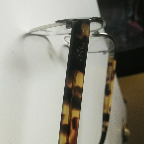 Prada glasses - Picture 2 of 3
